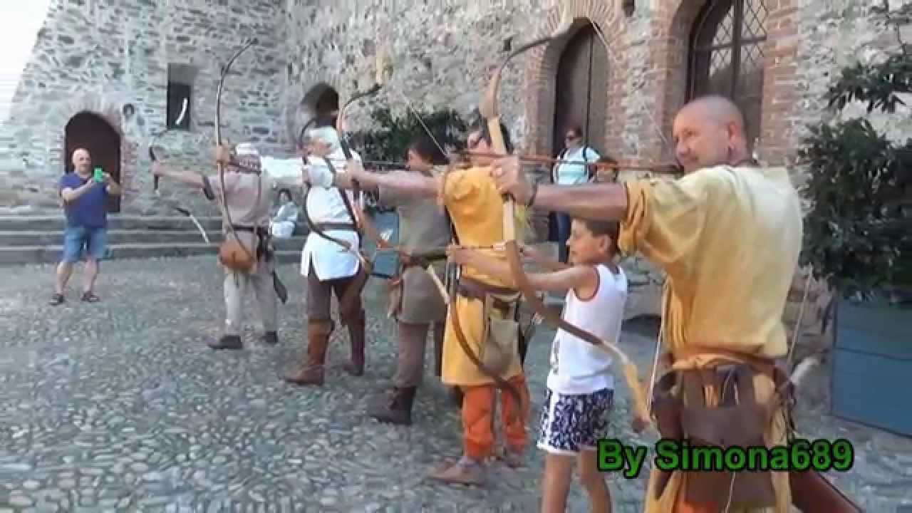 Montalto  Dora: Lago Pistono, Terre Ballerine, Castello Medievale