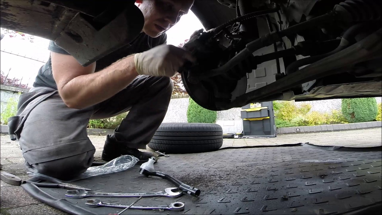 Hyundai i40 2012 Steering Rack End Replacement