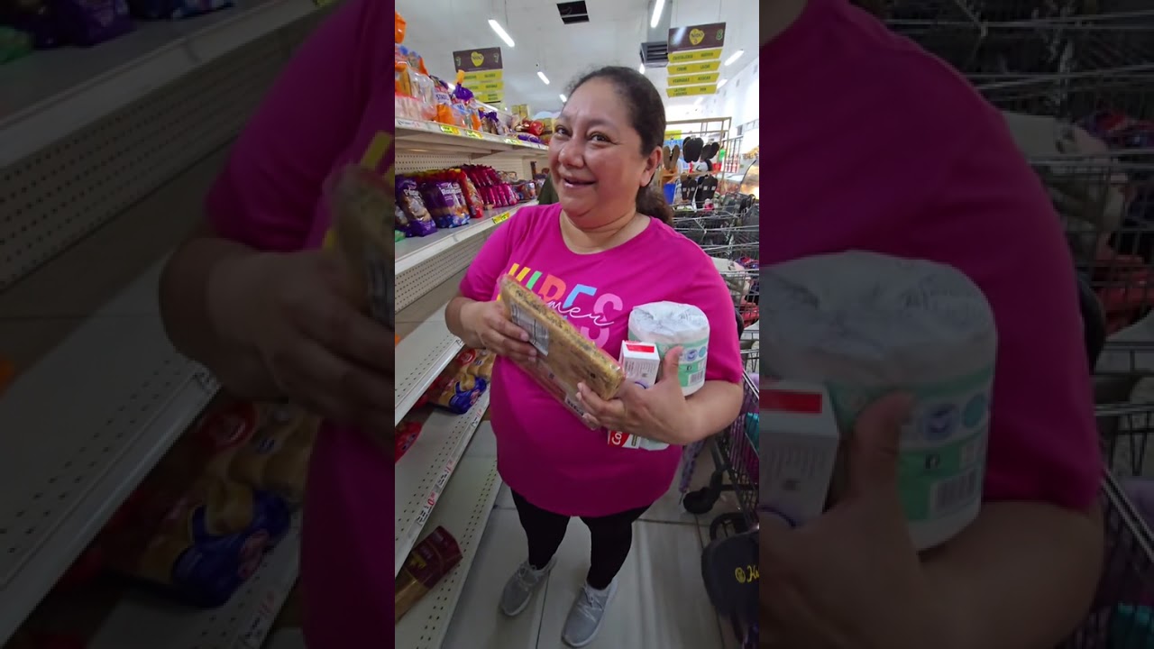 Por las calles de chalatenango comprando lo último 😢