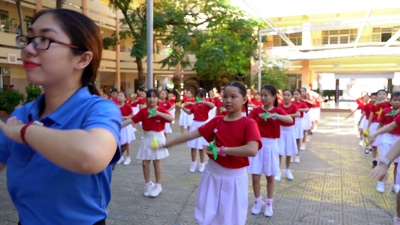 Vũng Tàu | Tiểu học Trương Công Định | Cùng em vận động mỗi ngày