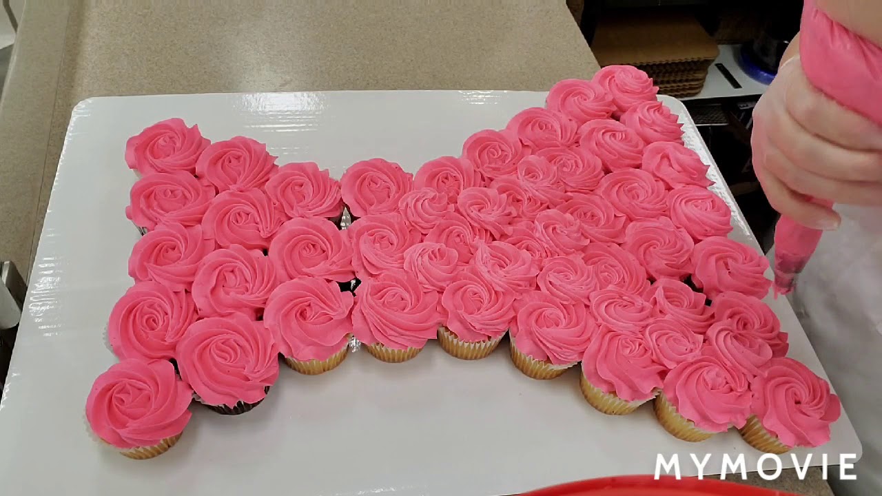 Princess dress out of cupcakes 🧁 😍 👸
