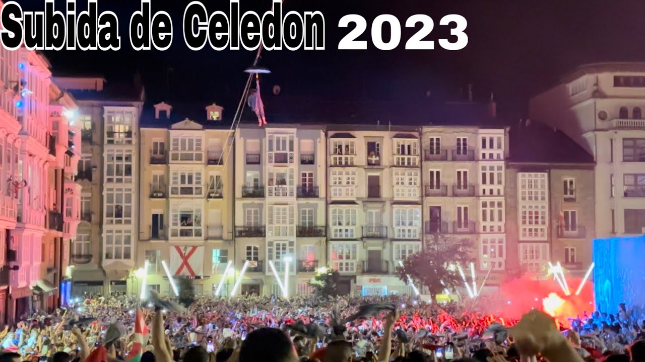 Subida de Celedon fuegos artificiales  fiestas de blanca 2023 Vitoria gasteiz españa #subida #de #