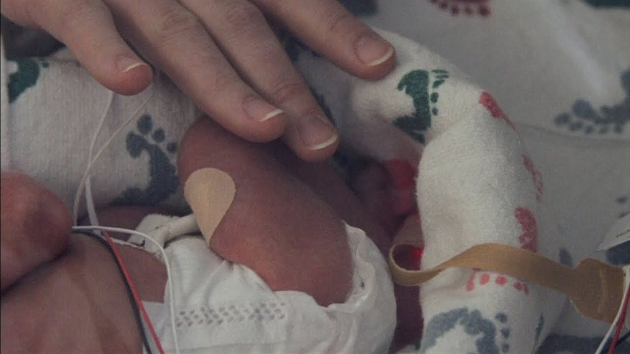 Quintuplets! Texas woman gives birth to FIVE babies
