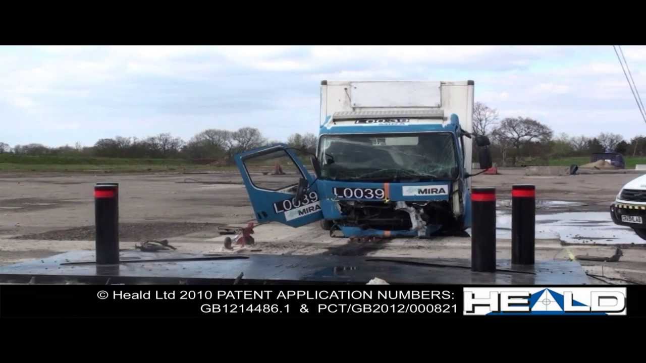 Matador4 Sliding Bollard PAS68 Crash Test