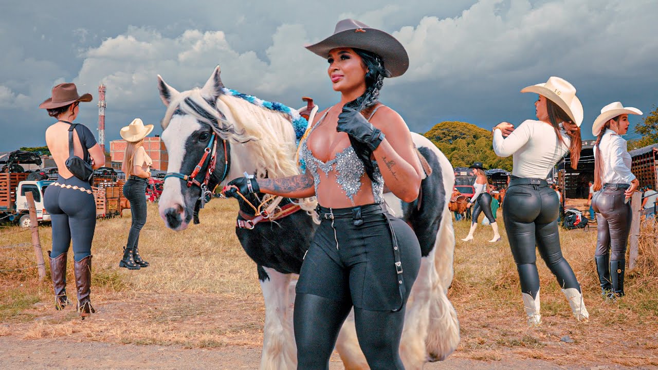 The MOST Breathtaking WOMEN in COLOMBIA | Stunning Cowgirls Riding Horses 2025 😍
