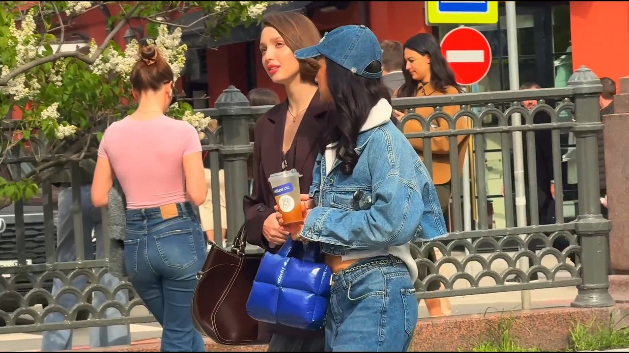 Moscow on the Streets – Supercars, Vibrant Youth & Real Urban Energy