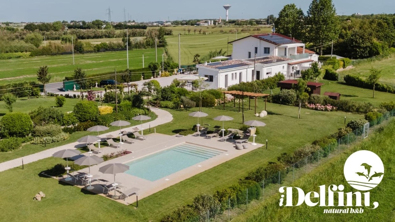 I Delfini - Natural B&B | Cesenatico, Italy | Hotel Review 🛏️