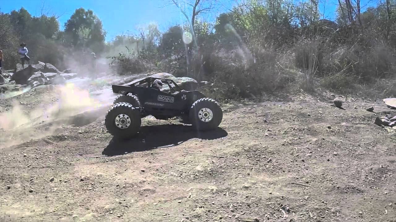 AXIAL YETI XL on Rock Racing Track