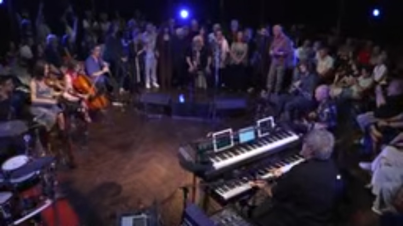 Raz&oacute;n de Vivir, un homenaje a V&iacute;ctor Heredia - Lito Vitale y Varios Artistas