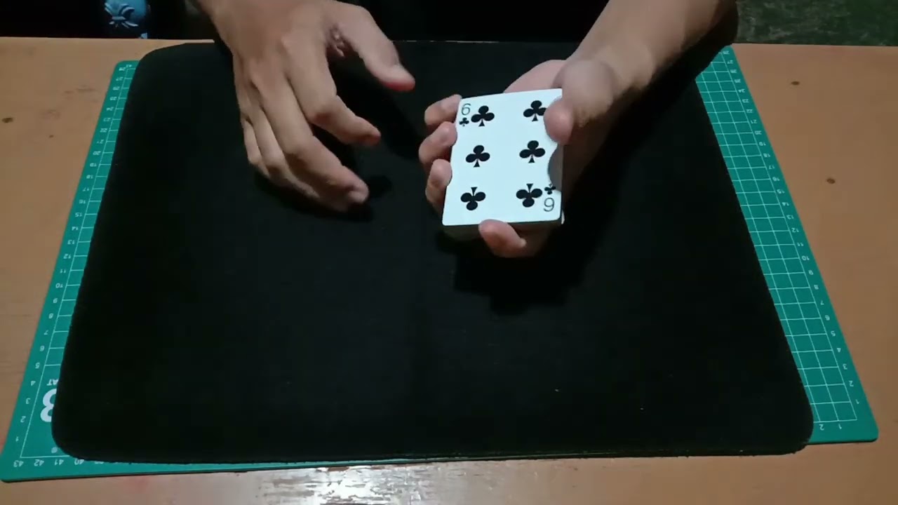 JK HARTMAN CARD MAGIC || HOLLY SANDWICH || CARD MAGIC