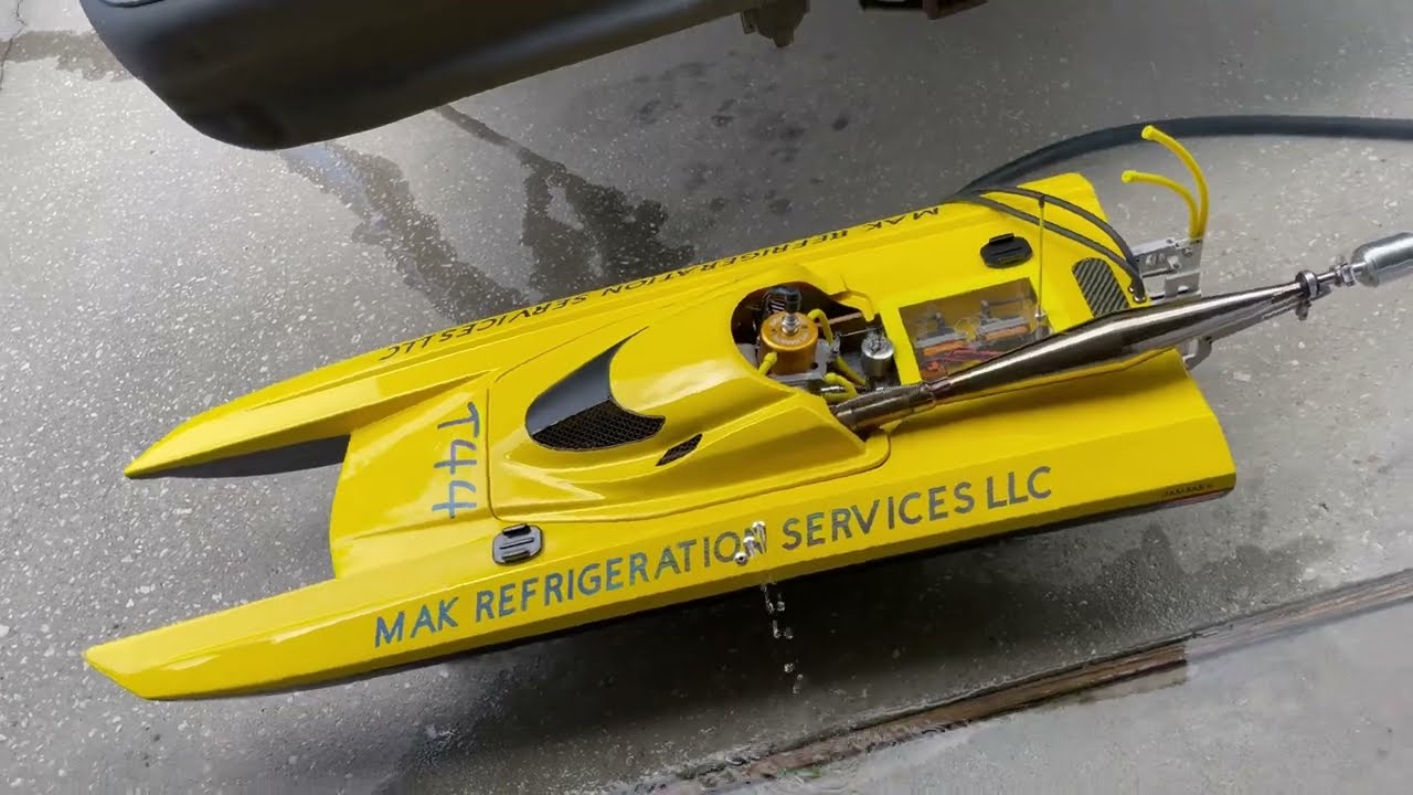 T44 catamaran RC Boat Zenoah engine 31cc BH Hanson