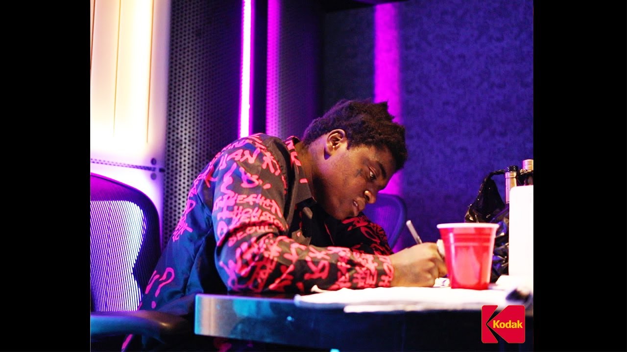 Kodak Black Sings 