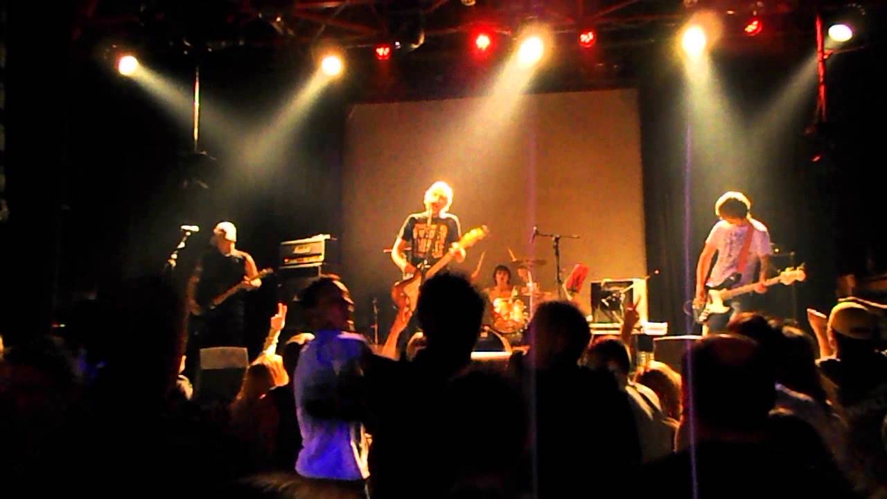 Round Hills - Heart-Shaped Box (live) Москва - Б2 - 12.11.2013