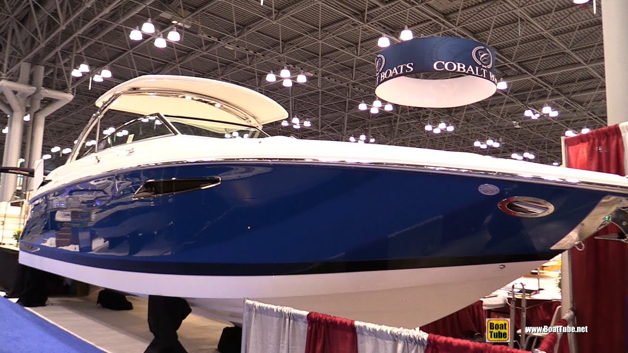 2015 Cobalt 336 Motor Yacht - Walkaround - 2015 New York Boat Show