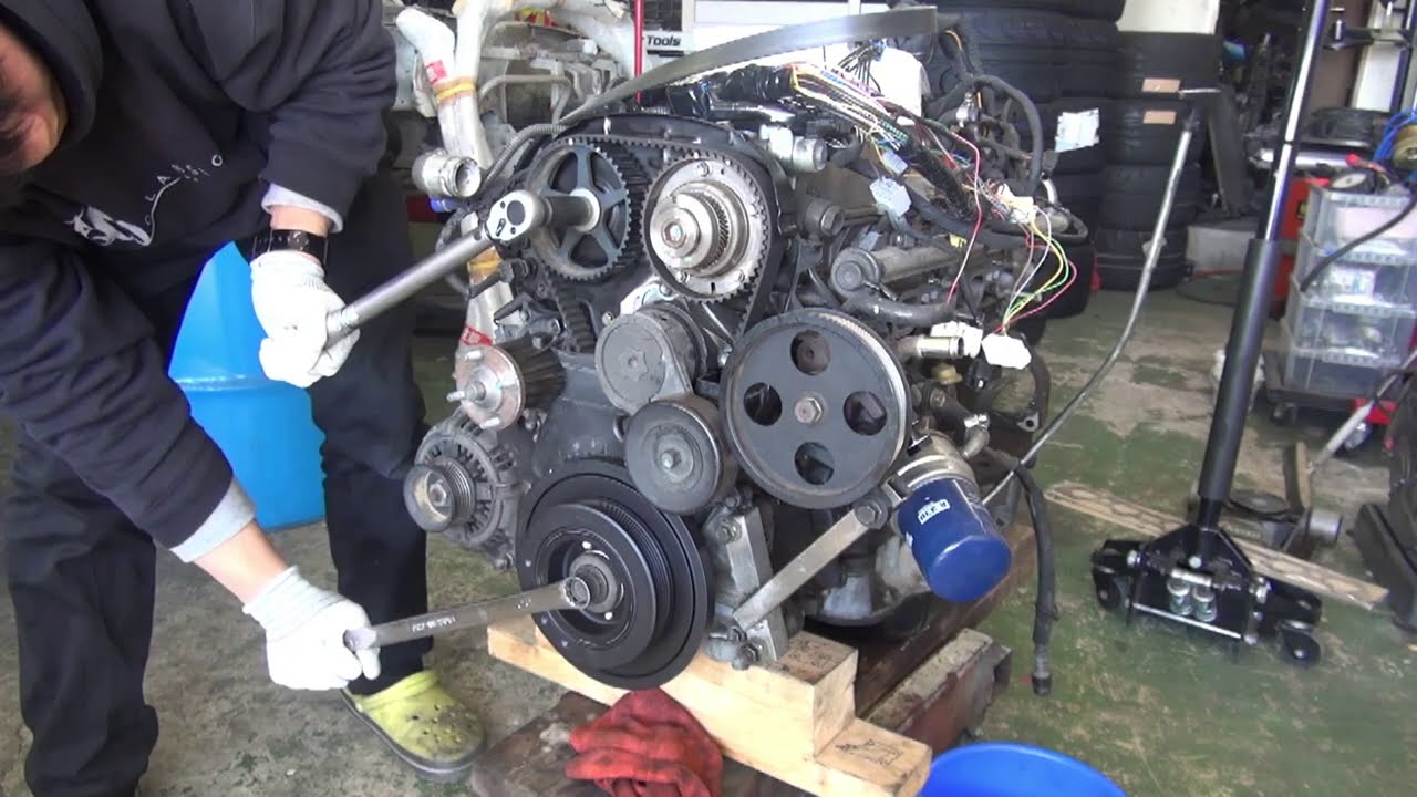 1JZのオイルシール交換したり補機類外したり