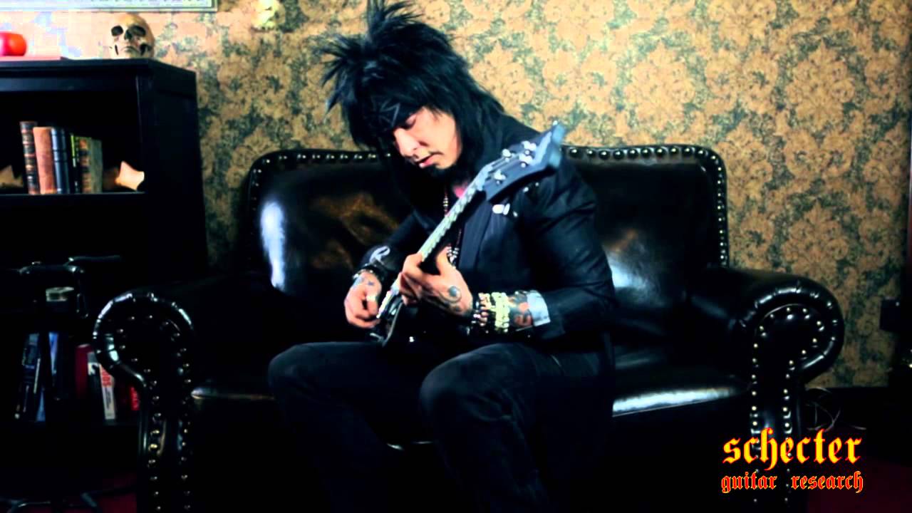 Schecter Artist NIKKI SIXX  Interview
