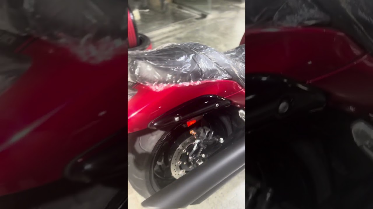 2024 SUZUKI BOULEVARD M109R walkaround. First review