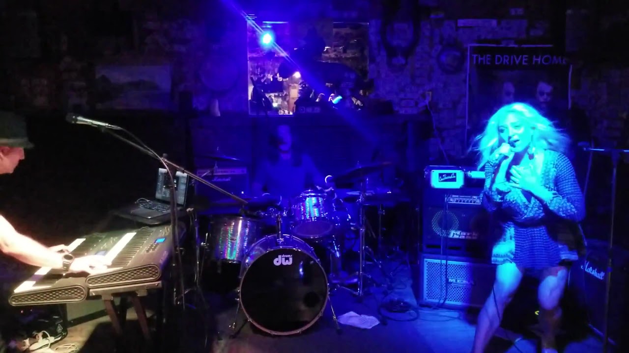 LOONER - Rain Dance (Live from Camp Sheideck)
