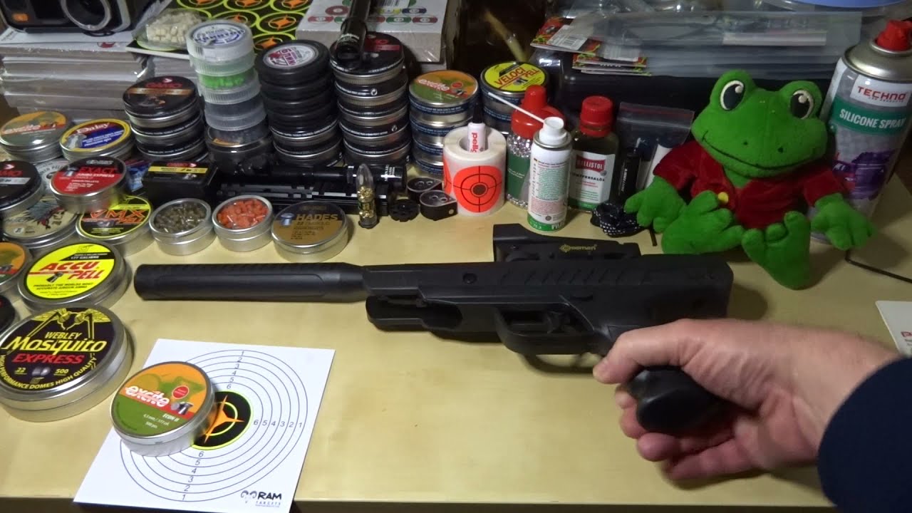 Crosman Red Dot Sight op de Umarex Ux Trevox 4.5mm .177 Tnt Gas Piston Pistool