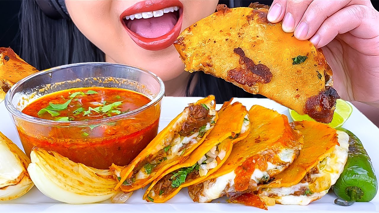 ASMR QUESABIRRIA TACOS DIPPED IN CONSOMÉ MUKBANG (EATING SOUNDS) EATING SHOW | ASMR Phan