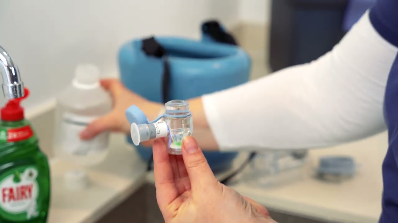 Cleaning the Flexineb Medication Cup