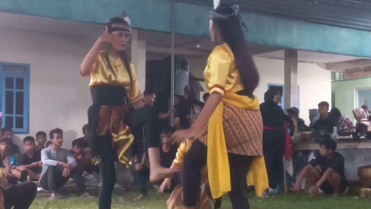 TURONGGO SIMO WIJOYO BABAK PUTRI 