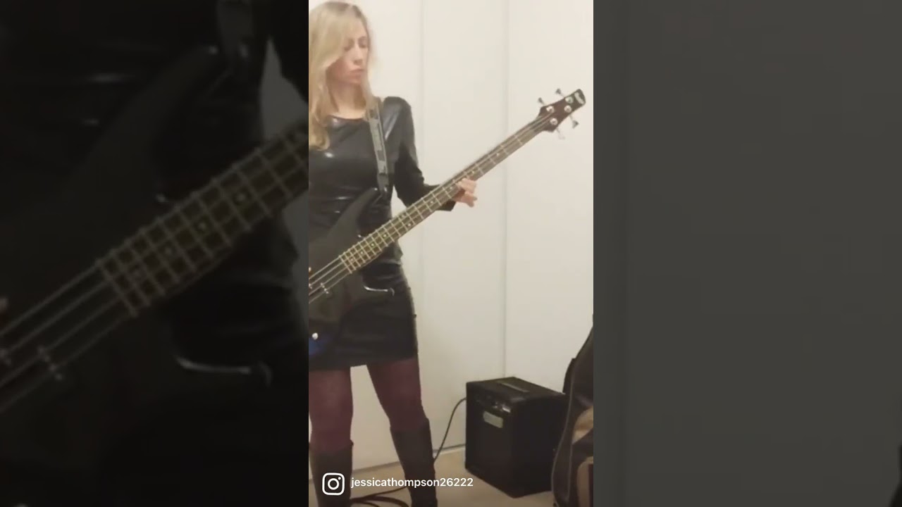 Like a Virgin - Madonna / Jéssica Bass Guitar