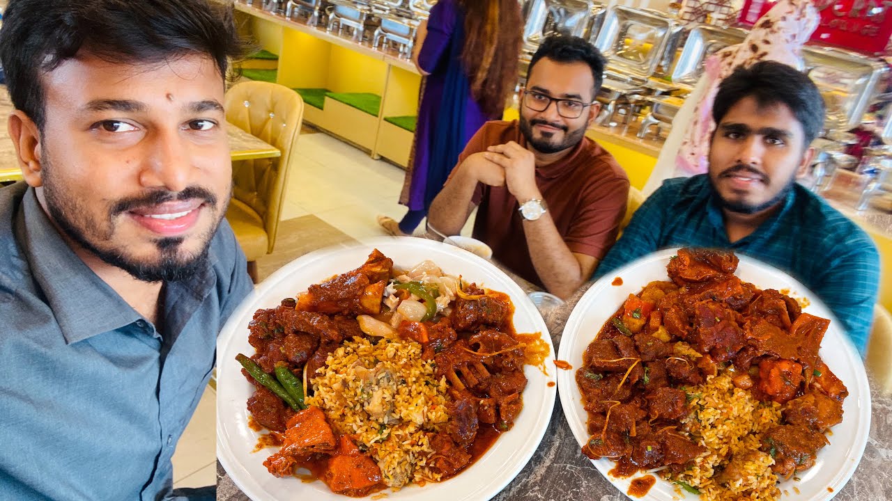 Eating Lunch(Rice & Spicy Meat Curry) With Friends at The Aristocrat Lounge