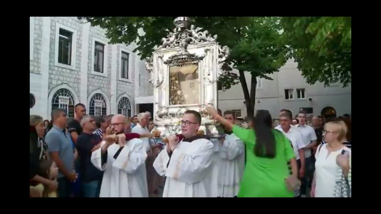 ZDRAVO MAJKO MILOSTI  / (Gospi Sinjskoj)