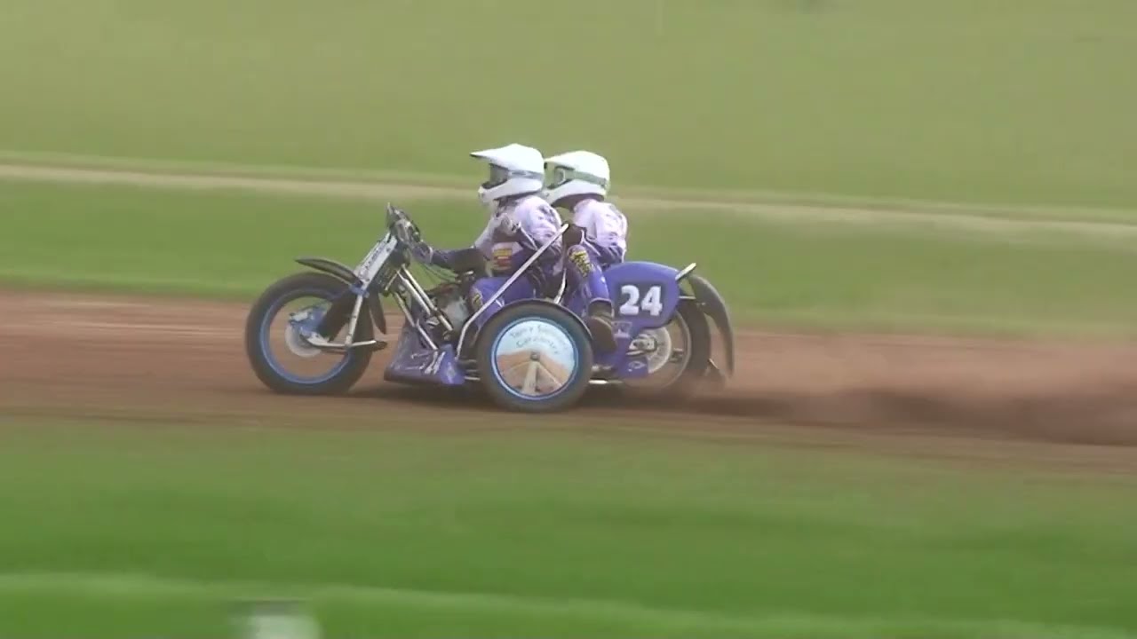 1000cc Sidecars, Leg 3, Race 1, Ledbury Grasstrack, 11 May 2025