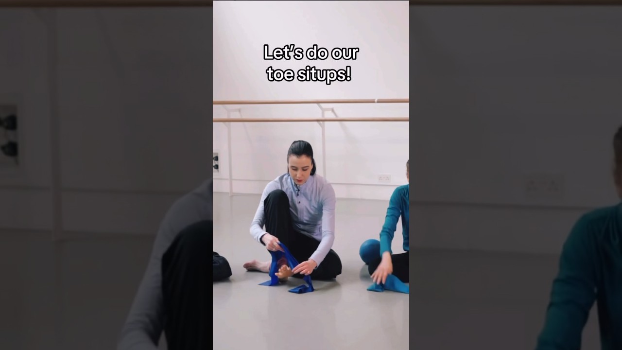 DID YOU DO YOUR TOE SIT-UPS TODAY? 😅✨ 