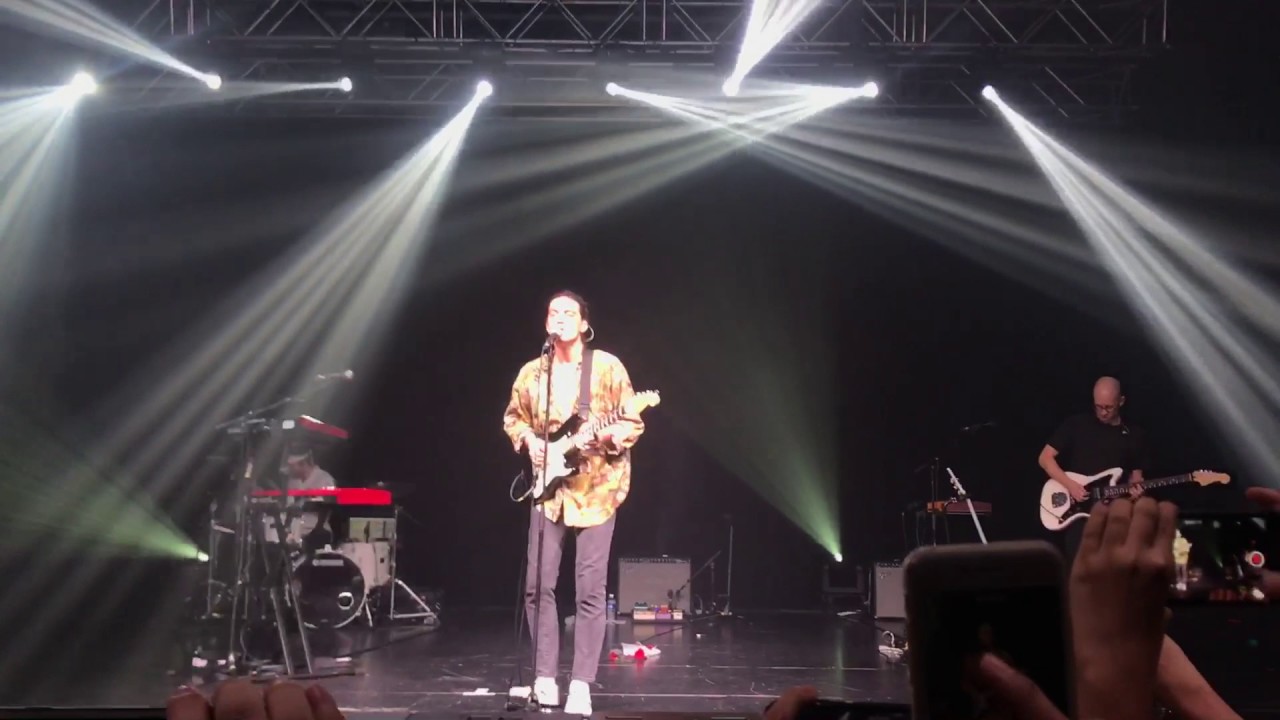LANY - ILYSB🌹 (live in Singapore)