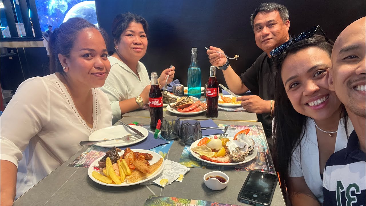 Au Grand Buffet Vitrolles pa birthday lunch ni ses bomb rubie!!!!