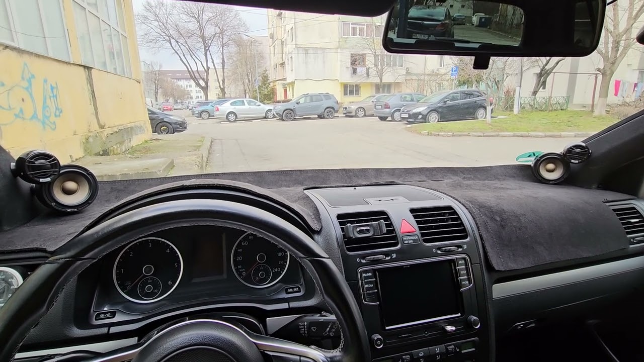 SQ Audio Golf V with Fiio M21 & Audison AFM8.14bit playing Hip-Hop