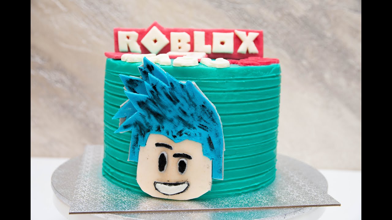 Easy Roblox theme cake with homemade sugar paste # gamer cake# Family cake decorating #11