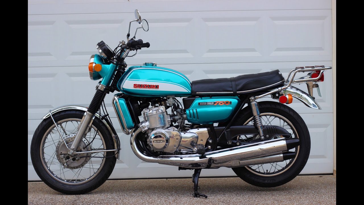 Suzuki 1972 Gt750j restoration two stroke triple