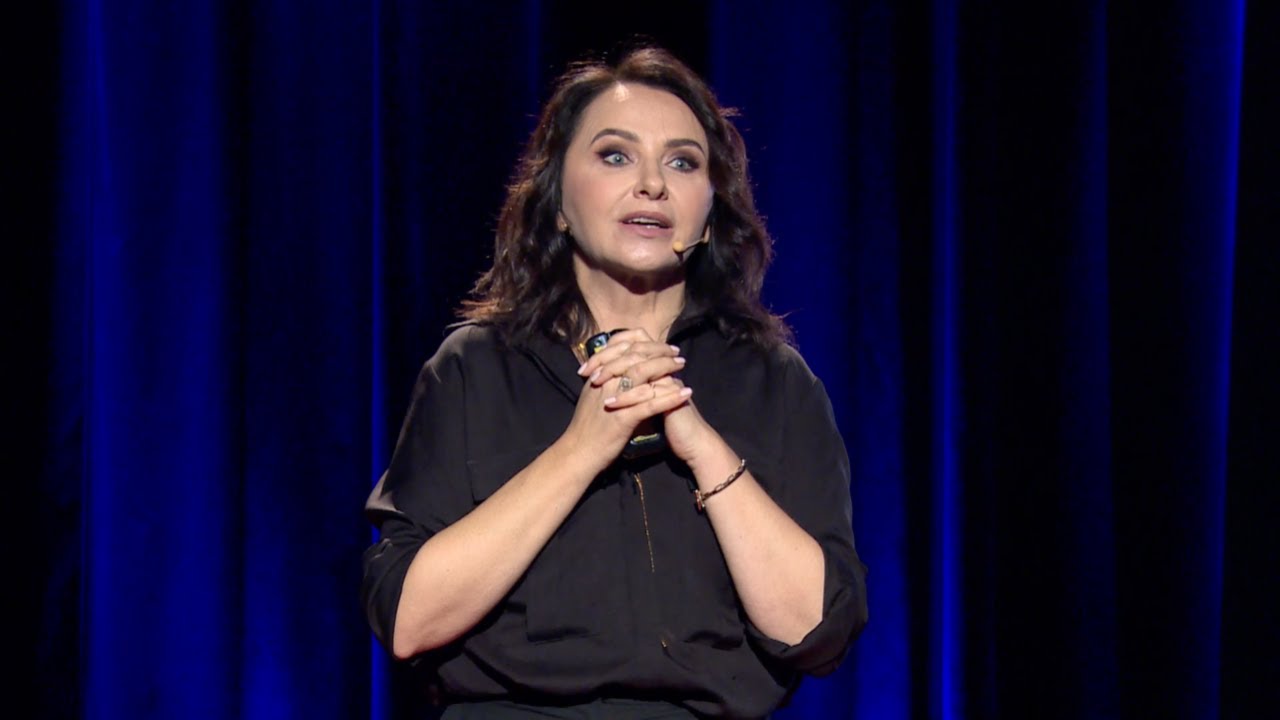 7 zdań, które ulepszają świat | Aneta Wrona | TEDxWiertniczaStreet