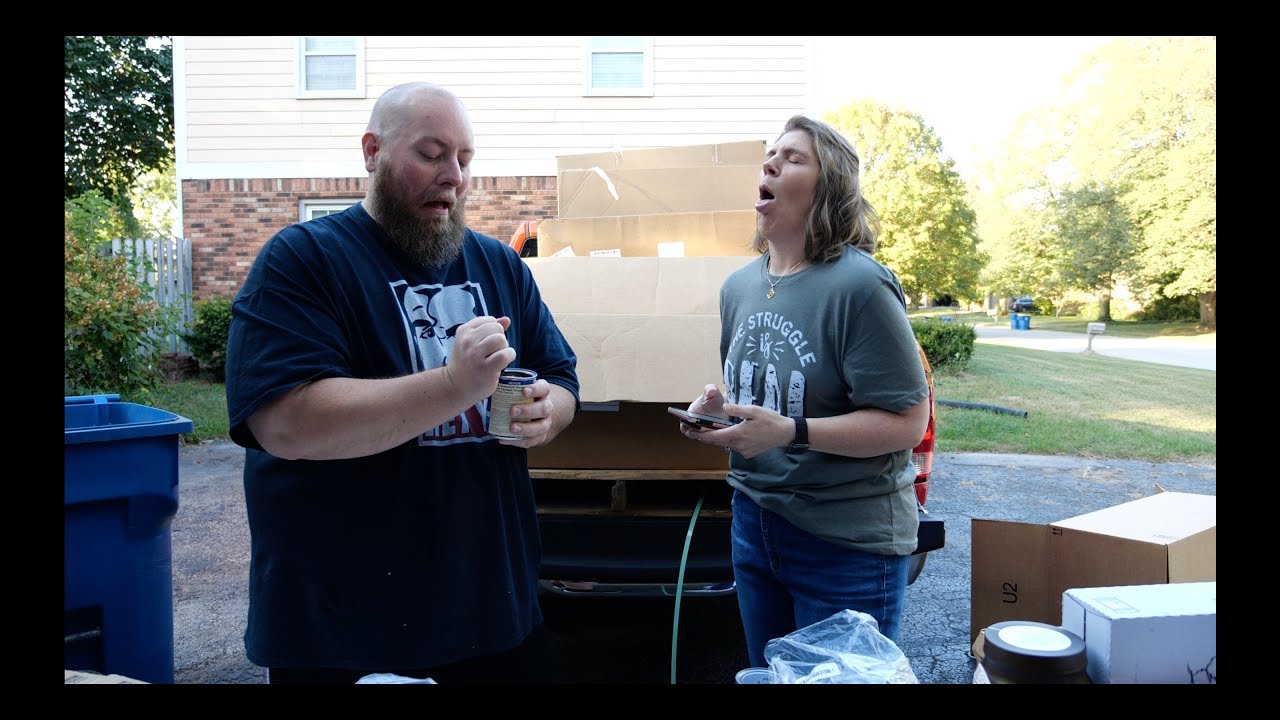 I bought a 700 Pound Amazon Customer Returns Grocery Pallet + DISGUSTING Dog Food Taste Testing