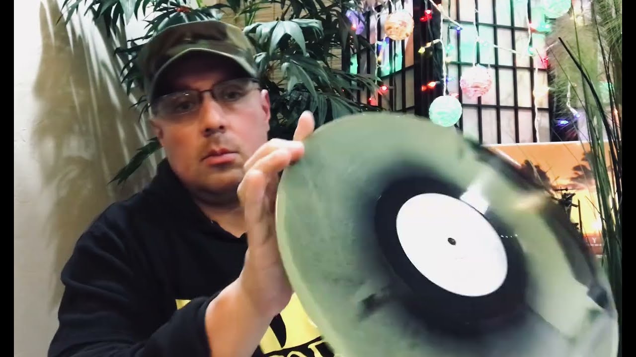 Killarmy (Silent Weapons for Quiet Wars) album review.