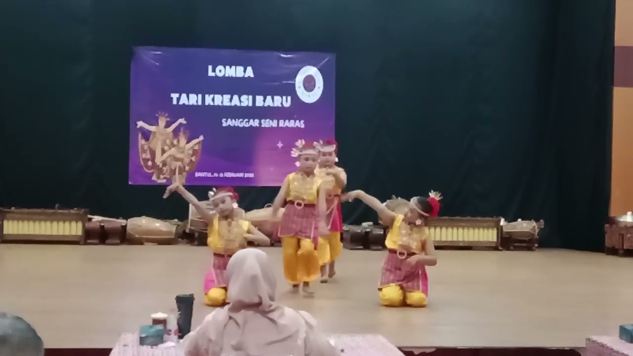 Ayonjoged tari candik ayu kembangsore penari quinta, iza, michall, hanum thn 2026