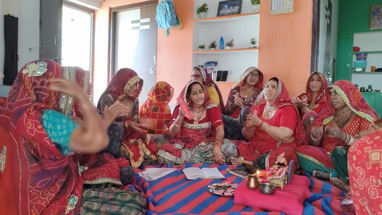 होली खेल हनुमान राम रंग में!!कान्हाजी भी खेल,प्रहलादजी भी खेल!! तो नरसिंह रूप दिखायो खंभ में!!बबीता!