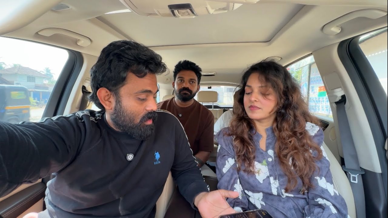 Vrusshabha Movie Malayalam Review | Mohan Lal 😤