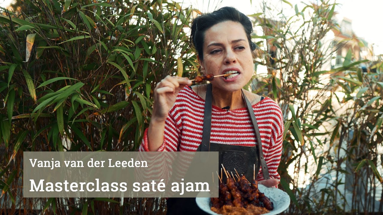 Masterclass kipsaté met pindasaus (sateh ajam)