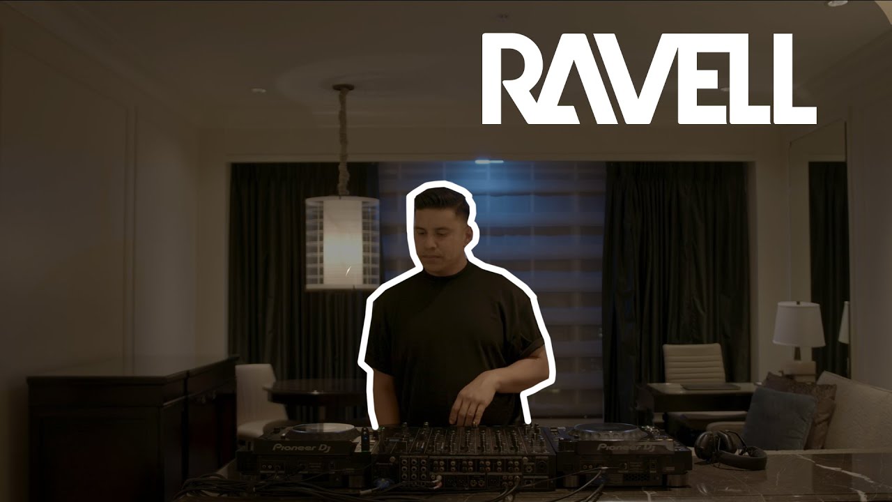 Ravell &ndash; Live Hotel Set