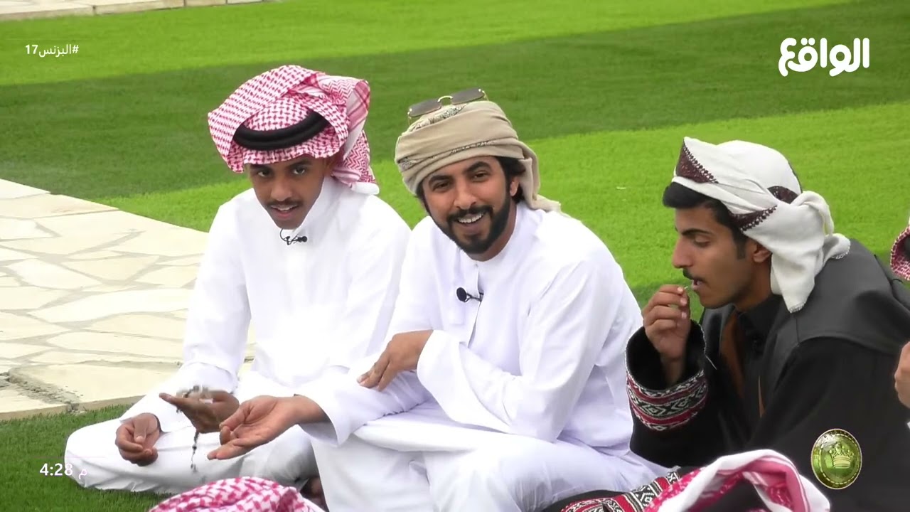 بعضهم قصيده جزل لكن لسانه طويل ! | لقاء مع محمد العويسي #البزنس17