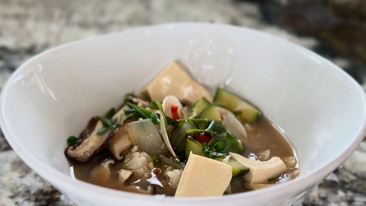 Easy Korean Soybean Paste Stew | Comfort Home Meal (Doenjang Jjigae) 된장찌개