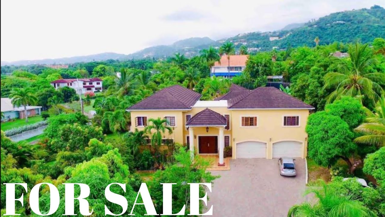 HOUSE FOR SALE AT TEMPLE MEADE,JACKS HILL, KINGSTON 6