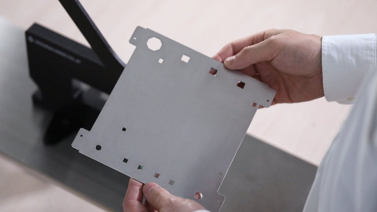 板金加工機「GOIGOI」／Sheet Metal Processing Machine 
