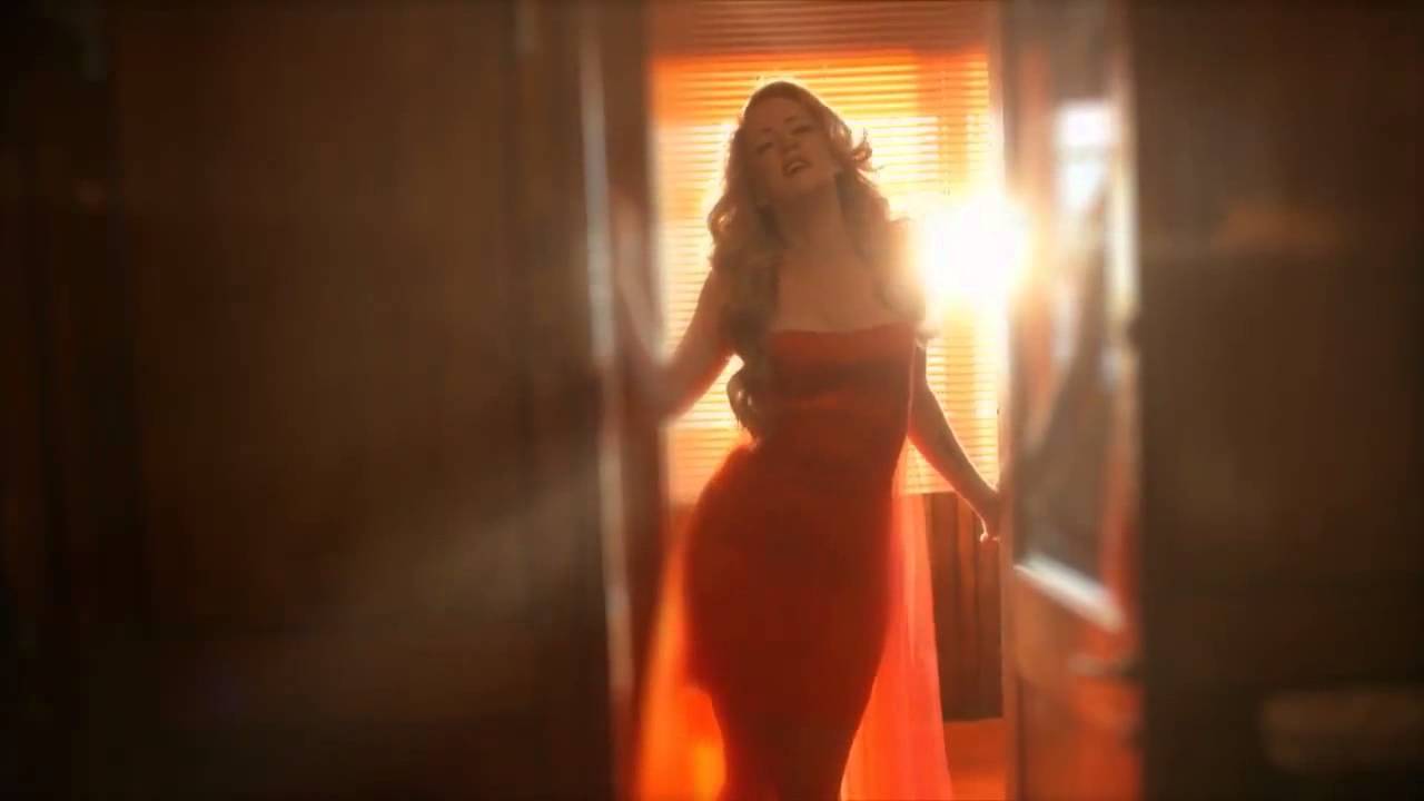 Mei Finegold - Staying with me (Official video)