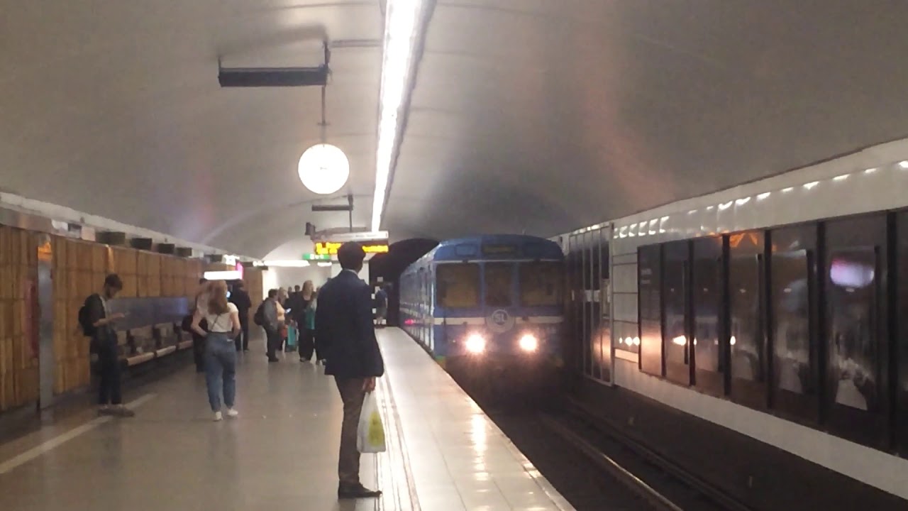 C6 T-Bana I Mariatorget.